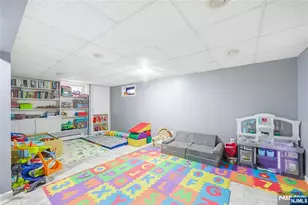 23-26 Berkshire Rd, Fair Lawn, NJ 07410 - Photo 29