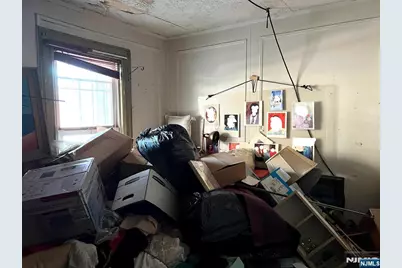 25 Bostwick Avenue, Jersey City, NJ 07305 - Photo 11