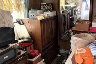 25 Bostwick Ave, Jersey City, NJ 07305 - Photo 9