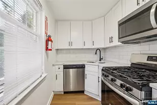 100 Huguenot Ave 1B, Englewood, NJ 07631 - Photo 9
