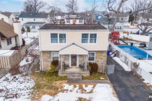 257 Floral, Saddle Brook Township, NJ 07662 - Photo 25