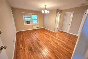 747 Broad Ave B, Ridgefield, NJ 07657 - Photo 3