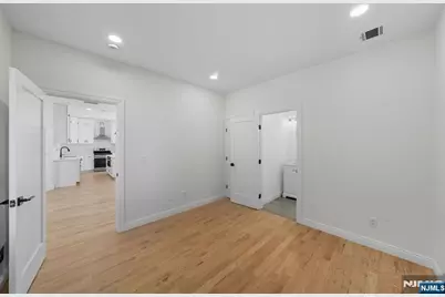 42 Howland Avenue, River Edge, NJ 07661 - Photo 11