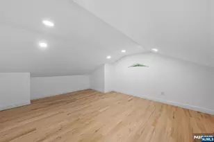 42 Howland Ave, River Edge, NJ 07661 - Photo 31