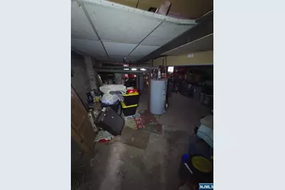 245-247 Court Avenue, Lyndhurst Township, NJ 07071 - Photo 31