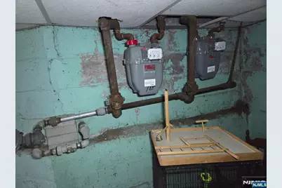 249-251 Court Avenue, Lyndhurst Township, NJ 07071 - Photo 21