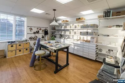 555 Goffle Road 102 #102, Ridgewood, NJ 07450 - Photo 5