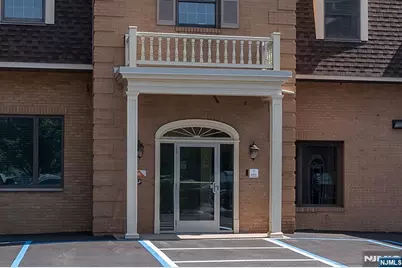 555 Goffle Road 102 #102, Ridgewood, NJ 07450 - Photo 15