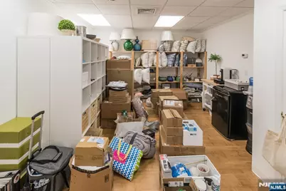 555 Goffle Road 102 #102, Ridgewood, NJ 07450 - Photo 11