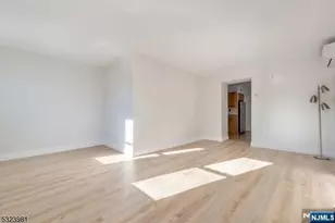 30 Pleasant Ave, Clifton, NJ 07013 - Photo 15