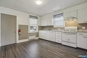 18 2nd St, Clifton, NJ 07011 - Photo 27