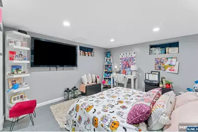 111 10th Street, Linden, NJ 07036 - Photo 15