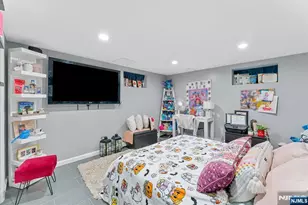 111 10th St, Linden, NJ 07036 - Photo 15