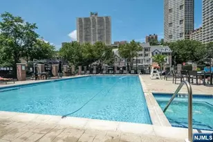 241 Brower Ct 241, West New York, NJ 07093 - Photo 37