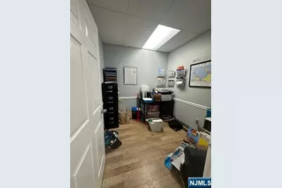 5-11 Saddle River Road 2 B #2 B, Fair Lawn, NJ 07410 - Photo 3