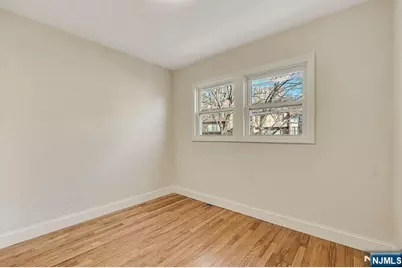 13 Casta Lane 1 #1, Edgewater, NJ 07020 - Photo 15