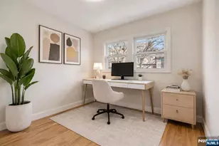 13 Casta Ln 1, Edgewater, NJ 07020 - Photo 5