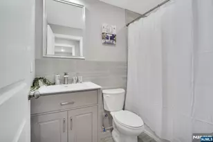 225 9th Street 1, Newark, NJ 07103 - Photo 19