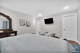 225 9th Street 1, Newark, NJ 07103 - Photo 15