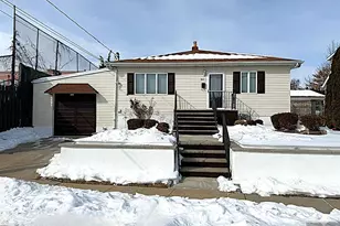 521 Weart Ave, Lyndhurst Township, NJ 07071 - Photo 1