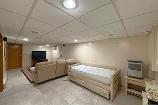 521 Weart Ave, Lyndhurst Township, NJ 07071 - Photo 27