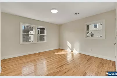 13 Casta Lane 2 #2, Edgewater, NJ 07020 - Photo 13