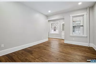 99 Lincoln Street, Montclair, NJ 07042 - Photo 9