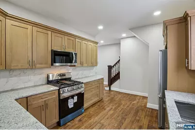 99 Lincoln Street, Montclair, NJ 07042 - Photo 21