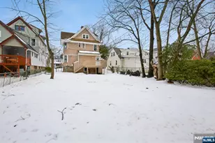 99 Lincoln St, Montclair, NJ 07042 - Photo 29