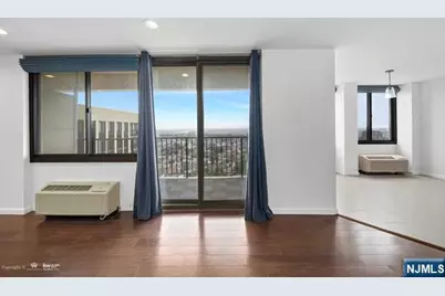 200 Winston Drive 3102 #3102, Cliffside Park, NJ 07010 - Photo 9