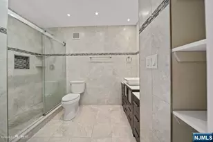 200 Winston Dr 3102, Cliffside Park, NJ 07010 - Photo 23
