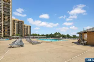 200 Winston Dr 3102, Cliffside Park, NJ 07010 - Photo 29