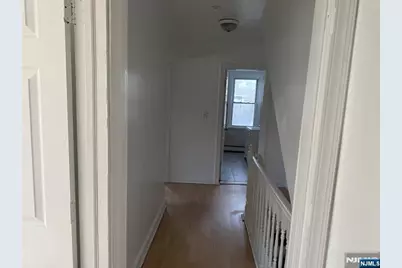 293 W Palisade Avenue, Englewood, NJ 07631 - Photo 5