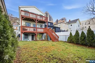 331 Undercliff Ave, Edgewater, NJ 07020 - Photo 21