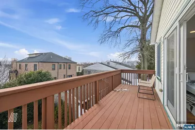 331 Undercliff Avenue, Edgewater, NJ 07020 - Photo 25