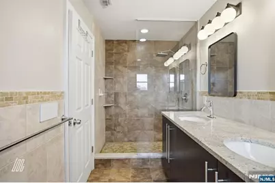 331 Undercliff Avenue, Edgewater, NJ 07020 - Photo 27