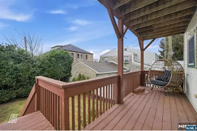 331 Undercliff Avenue, Edgewater, NJ 07020 - Photo 19