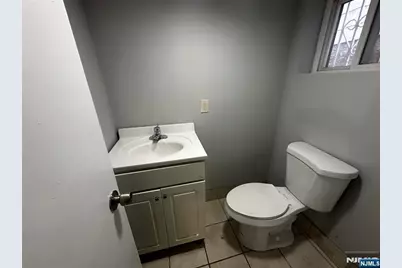 213 7th Street, Newark, NJ 07107 - Photo 15