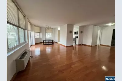 200 Grand Cove Way 2A #2A, Edgewater, NJ 07020 - Photo 5