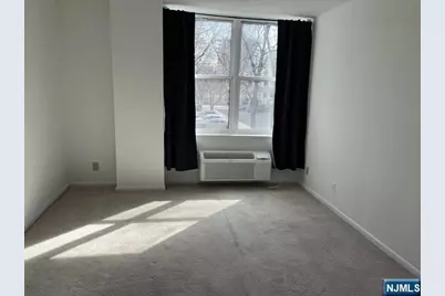 200 Grand Cove Way 2A #2A, Edgewater, NJ 07020 - Photo 9