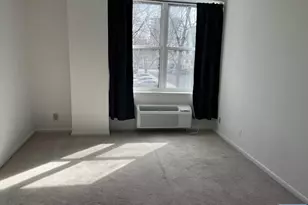 200 Grand Cove Way 2A, Edgewater, NJ 07020 - Photo 9