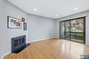 117 Sunset Key 117, Secaucus, NJ 07094 - Photo 13