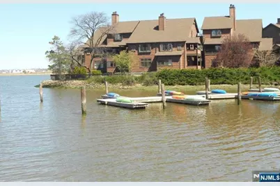 117 Sunset Key 117 #117, Secaucus, NJ 07094 - Photo 21