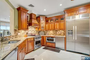 103 Gelnaw Ln, Montvale, NJ 07645 - Photo 9