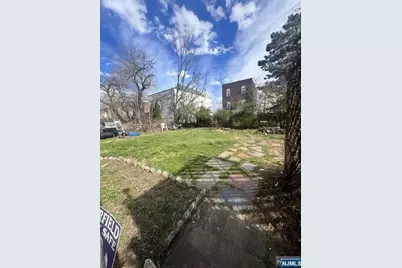 280 Macarthur Avenue 3 #3, Garfield, NJ 07026 - Photo 15