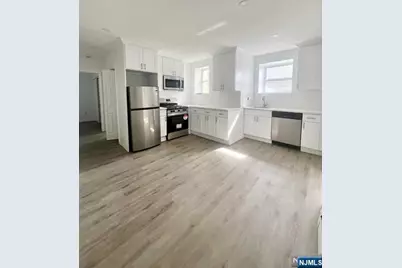 280 Macarthur Avenue 3 #3, Garfield, NJ 07026 - Photo 1