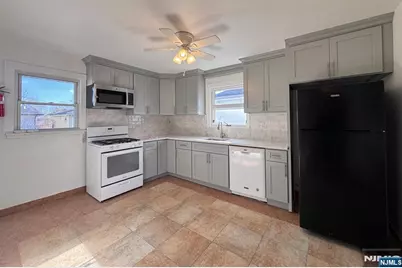 30 Steinberg Avenue 2 #2, Garfield, NJ 07026 - Photo 7