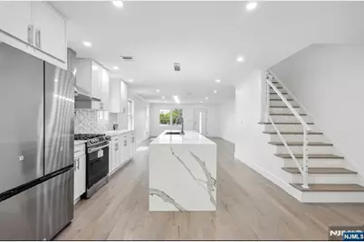 163 Kipp Avenue, Hasbrouck Heights, NJ 07604 - Photo 5