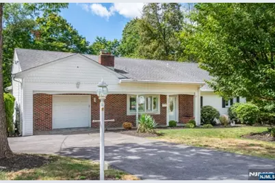 9 Forest Terrace, Wayne, NJ 07470 - Photo 1