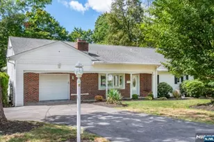 9 Forest Terrace, Wayne, NJ 07470 - Photo 1